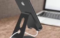 Libérez vos mains avec notre support de bureau pour smartphone ! mediacongo